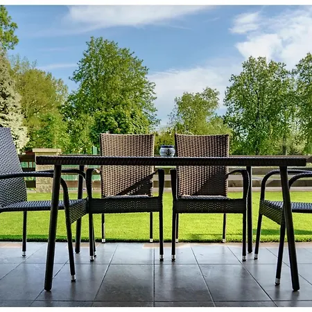 Kenese Regatta * بالاتونكينيشي