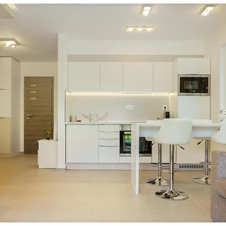 Lägenhet Kenese Regatta